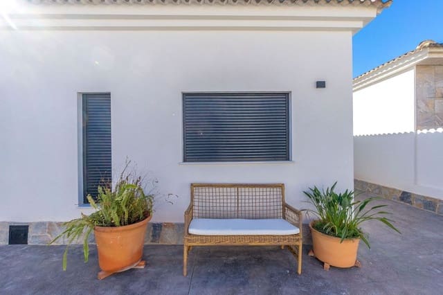 3 sypialnia Willa na sprzedaż w El Chaparral, Torrevieja z basenem - 459 000 € (Ref: 10028572)