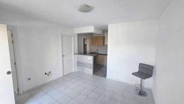 2 slaapkamer Huis te koop in Torrevieja met zwembad - € 170.000 (Ref: 10028575)