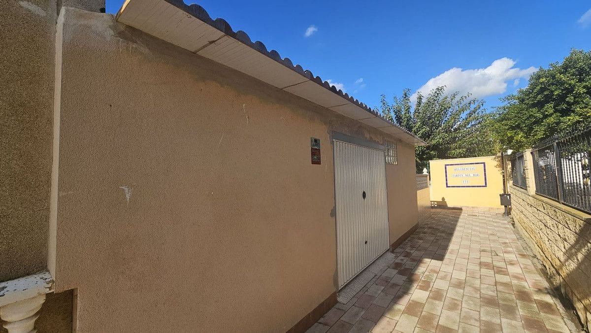 2 chambre Maison de Ville à vendre à Torrevieja avec piscine - 170 000 € (Ref: 10028575)