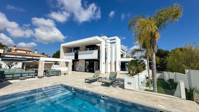 Chalet de 4 habitaciones en Orihuela Costa, Orihuela en venta con piscina - 2.950.000 € (Ref: 10028581)