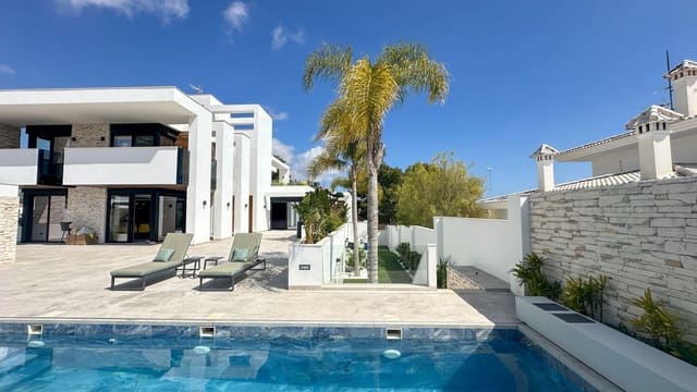 Chalet de 4 habitaciones en Orihuela Costa, Orihuela en venta con piscina - 2.950.000 € (Ref: 10028581)
