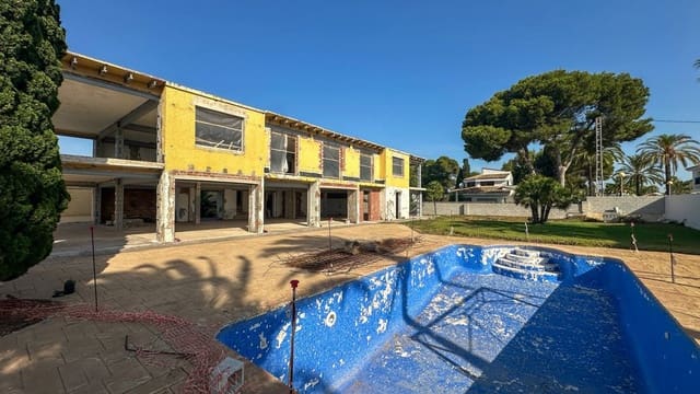 Chalet de 5 habitaciones en Cabo Roig, Orihuela en venta con piscina - 2.400.000 € (Ref: 10028582)
