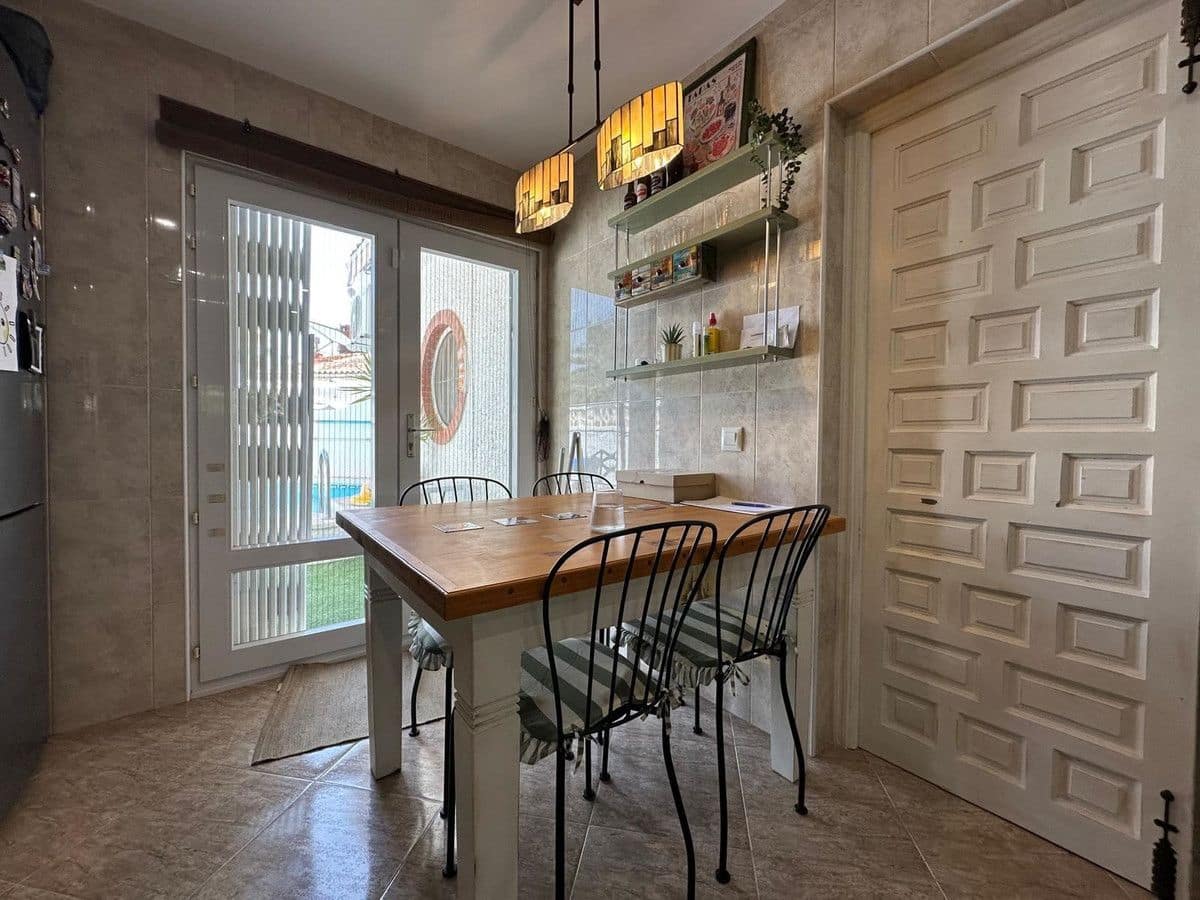 3 chambre Maison de Ville à vendre à Estrella de Mar - 320 000 € (Ref: 10028595)