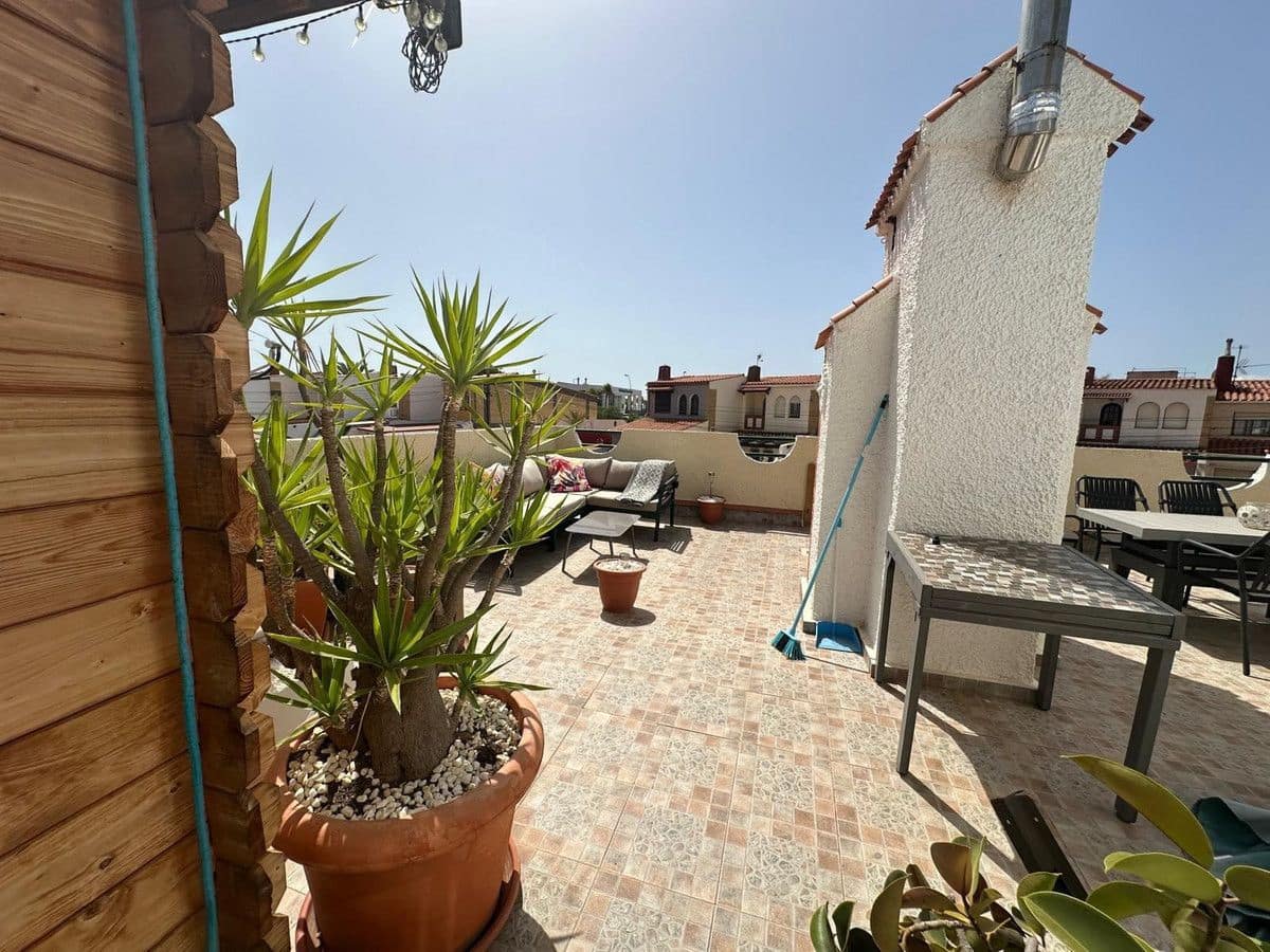 3 chambre Maison de Ville à vendre à Estrella de Mar - 320 000 € (Ref: 10028595)