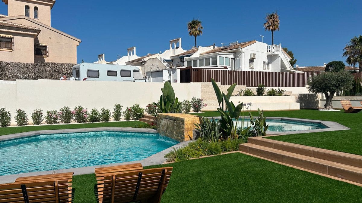 2 chambre Villa/Maison à vendre à Rojales avec piscine - 359 000 € (Ref: 10028598)