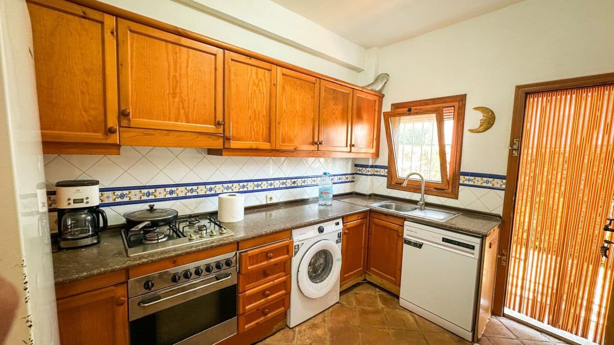 4 bedroom Villa for sale in Cabo Roig with pool - € 699,000 (Ref: 10028600)