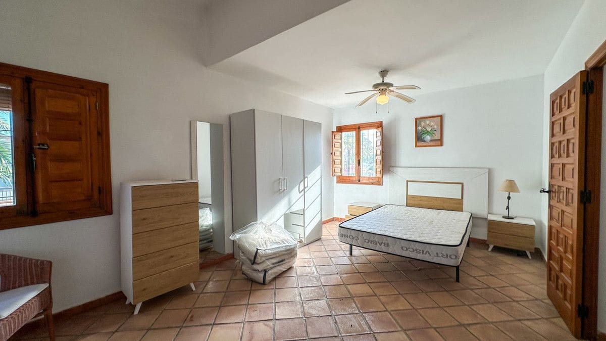 4 bedroom Villa for sale in Cabo Roig with pool - € 699,000 (Ref: 10028600)