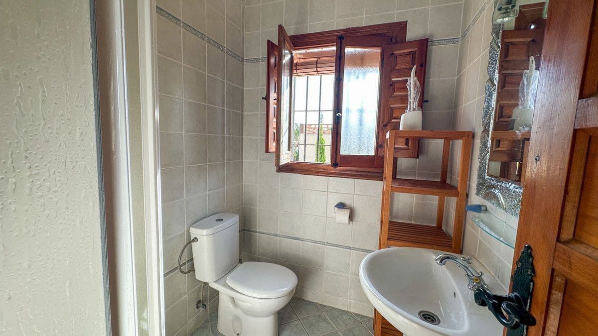 4 bedroom Villa for sale in Cabo Roig with pool - € 699,000 (Ref: 10028600)