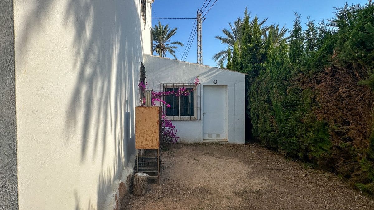 4 bedroom Villa for sale in Cabo Roig with pool - € 699,000 (Ref: 10028600)