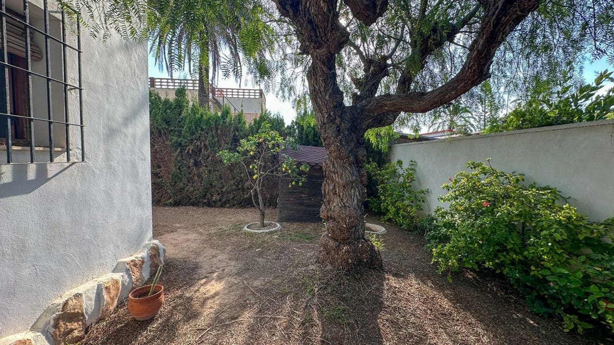 4 bedroom Villa for sale in Cabo Roig with pool - € 699,000 (Ref: 10028600)