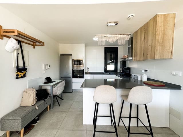 Chalet de 2 habitaciones en Orihuela Costa, Orihuela en venta con piscina - 319.000 € (Ref: 10028605)