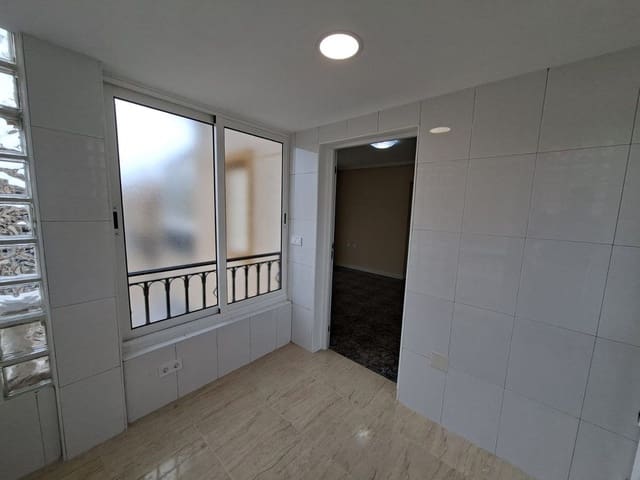 2 quarto Moradia para venda em La Zenia, Orihuela com piscina - 169 000 € (Ref: 10028609)