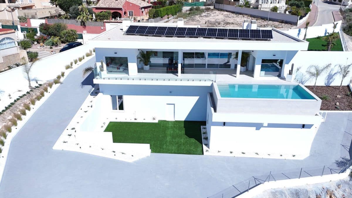 5 quarto Moradia para venda em La Marina com piscina - 1 350 000 € (Ref: 10028624)
