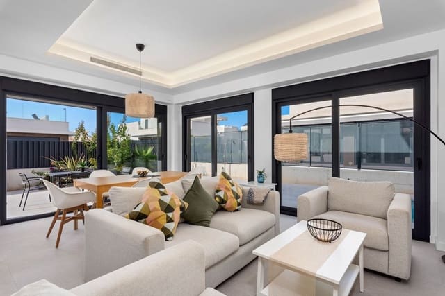 3 quarto Moradia para venda em La Marina, Elche / Elx com piscina - 430 000 € (Ref: 10028627)