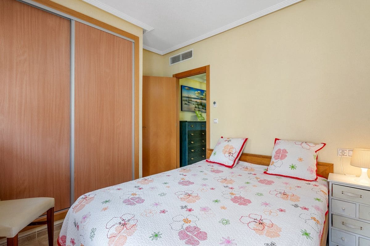 3 sypialnia Dom szeregowy na sprzedaż w Orihuela Costa z basenem - 345 000 € (Ref: 10028628)