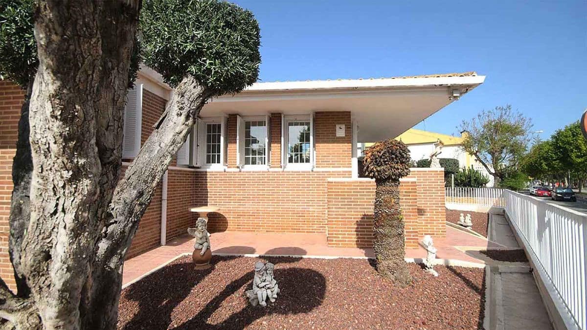 4 bedroom Villa for sale in Santiago de la Ribera with pool - € 999,900 (Ref: 10028632)