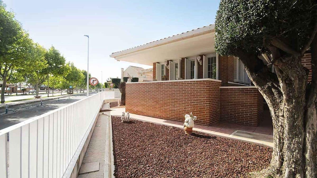 4 bedroom Villa for sale in Santiago de la Ribera with pool - € 999,900 (Ref: 10028632)