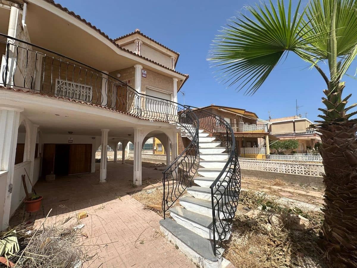 3 Zimmer Haus zu verkaufen in Los Alcazares - 299.000 € (Ref: 10028636)