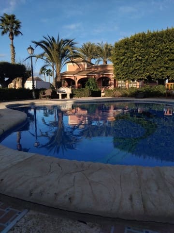 5 bedroom Villa for sale in Daya Nueva with pool - € 550,000 (Ref: 10028640)