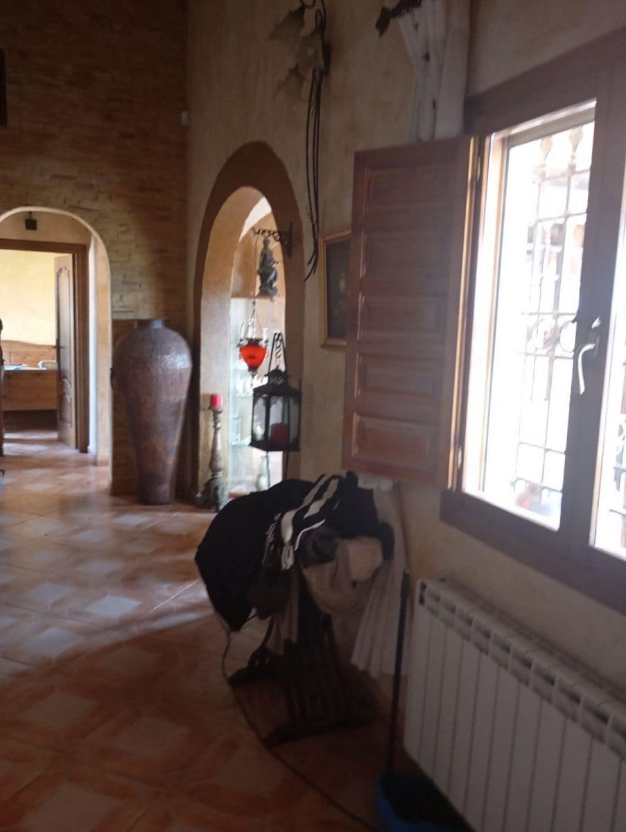 5 quarto Moradia para venda em Daya Nueva com piscina - 550 000 € (Ref: 10028640)