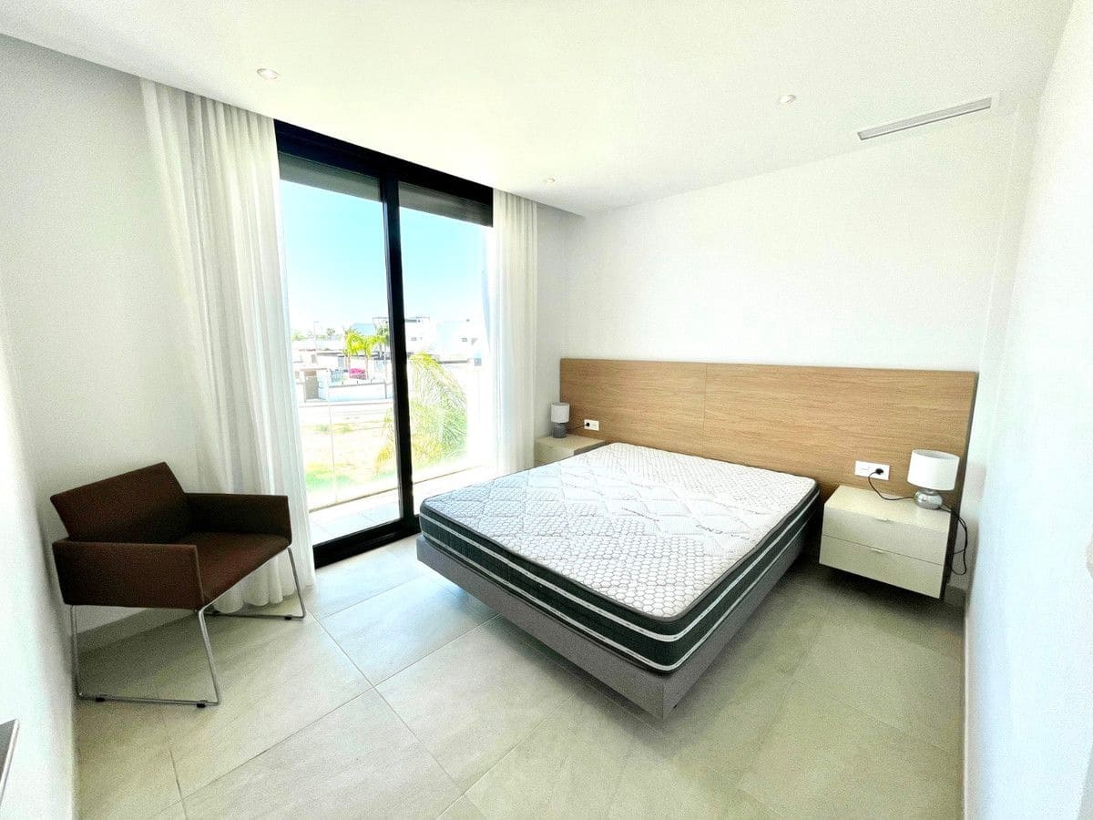 3 Zimmer Villa zu verkaufen in Benijofar - 399.000 € (Ref: 10028642)