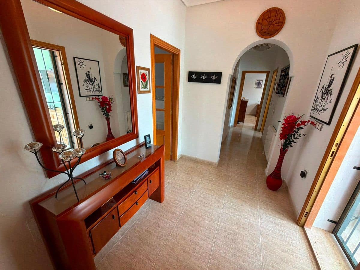 3 bedroom Villa for sale in Los Montesinos with pool - € 315,000 (Ref: 10028643)