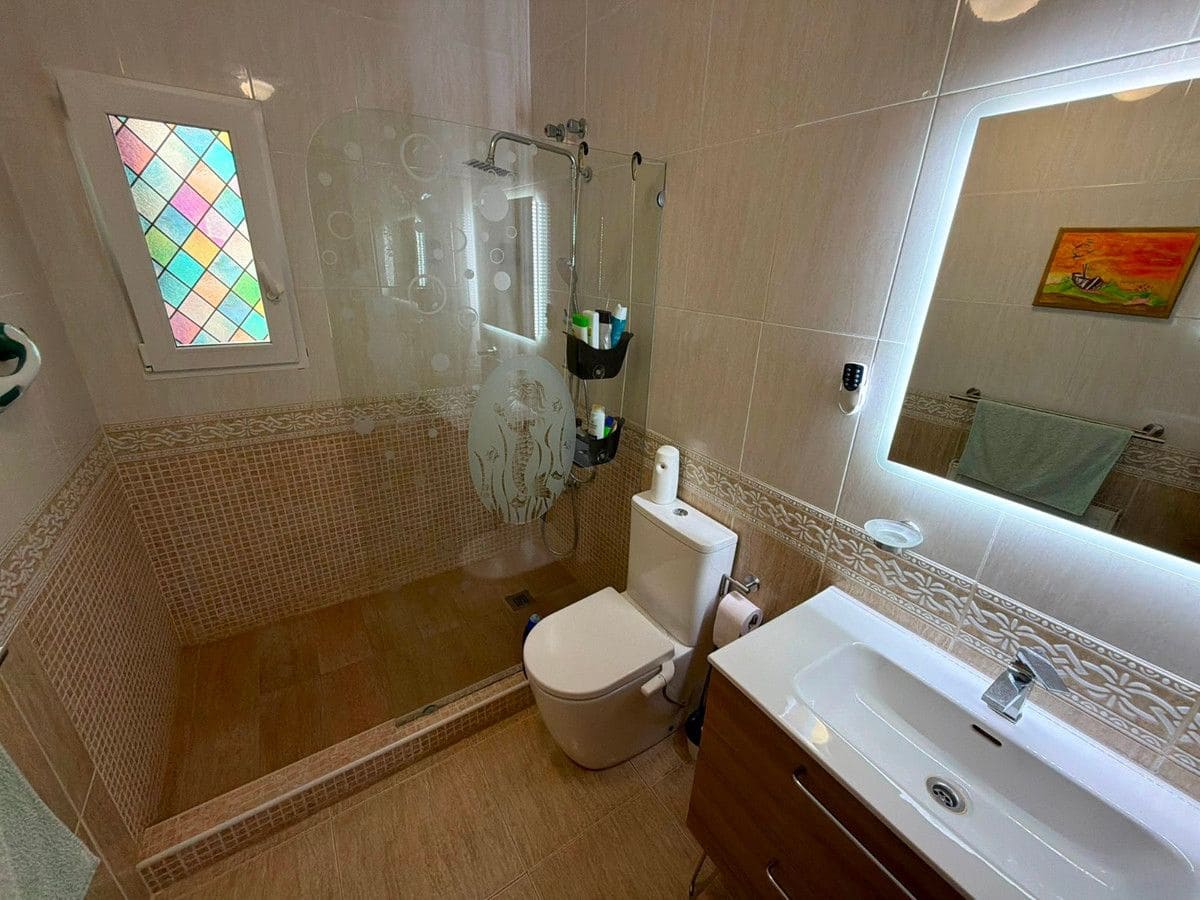 3 bedroom Villa for sale in Los Montesinos with pool - € 315,000 (Ref: 10028643)