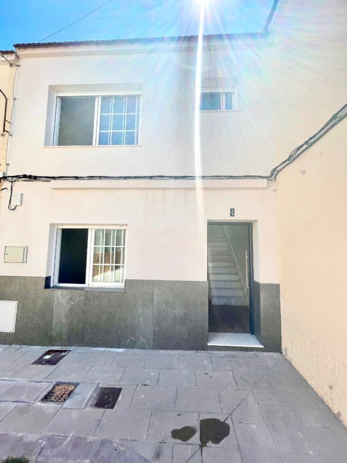 3 makuuhuone Omakotitalo myytävänä paikassa Daya Vieja - 165 900 € (Ref: 10028648)