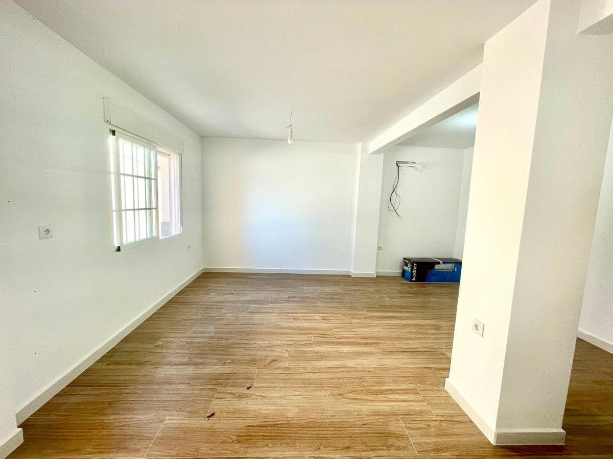 3 makuuhuone Omakotitalo myytävänä paikassa Daya Vieja - 165 900 € (Ref: 10028648)