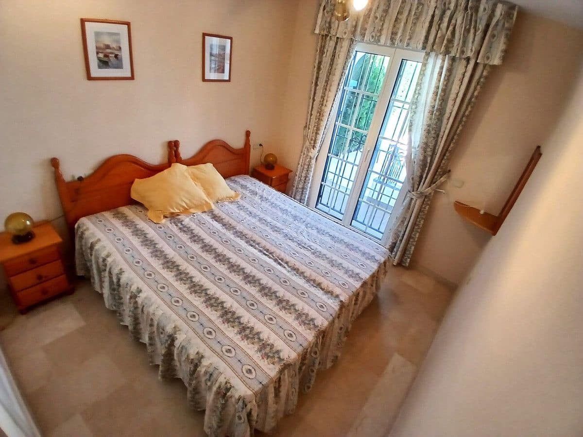 2 sypialnia Willa na sprzedaż w Orihuela Costa z basenem - 215 000 € (Ref: 10028651)