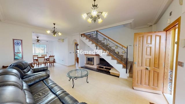 4 Zimmer Villa zu verkaufen in Los Alcázares - 350.000 € (Ref: 10028654)