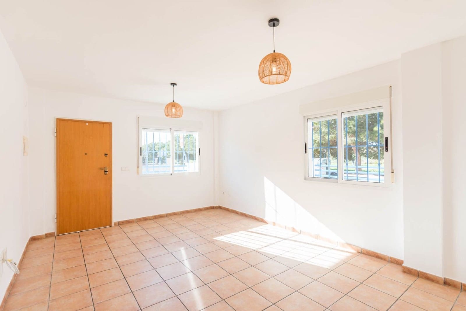 3 Zimmer Haus zu verkaufen in Roda mit Garage - 235.000 € (Ref: 10028656)