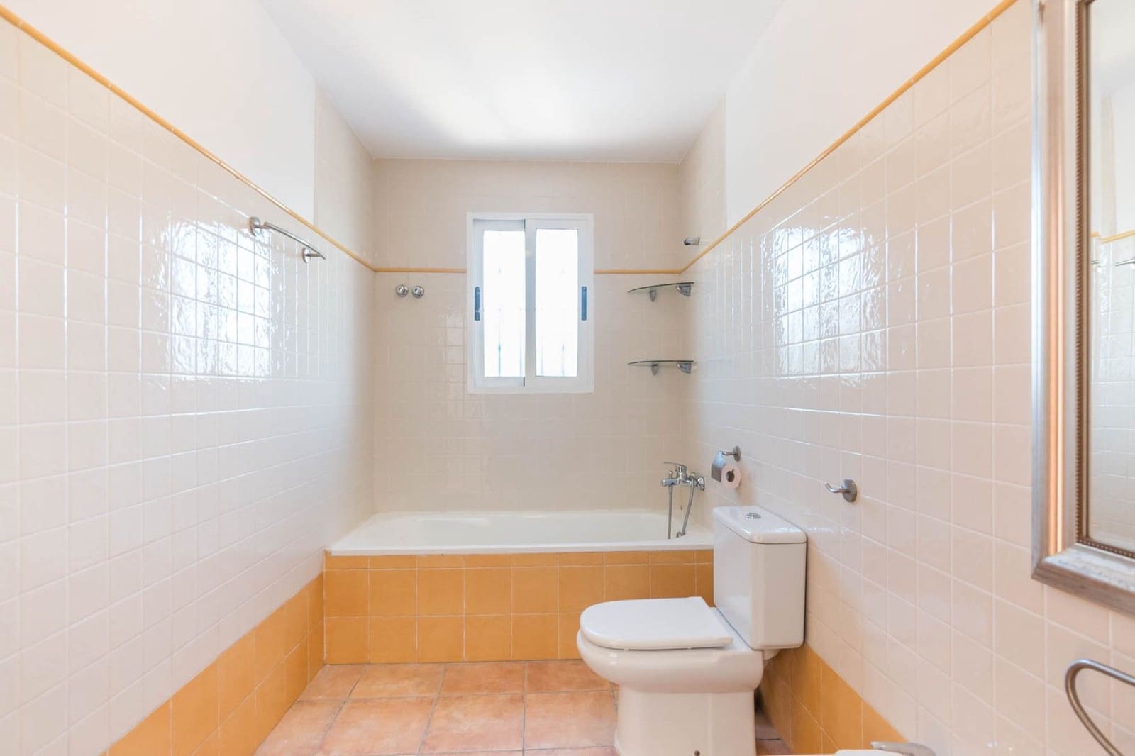 3 Zimmer Haus zu verkaufen in Roda mit Garage - 235.000 € (Ref: 10028656)