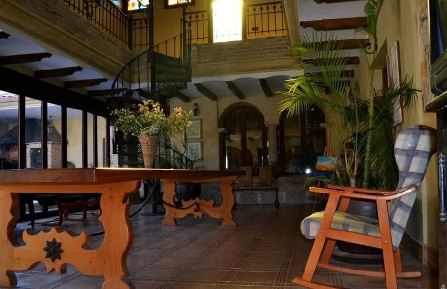 4 bedroom Villa for sale in San Miguel de Salinas - € 600,000 (Ref: 10028667)
