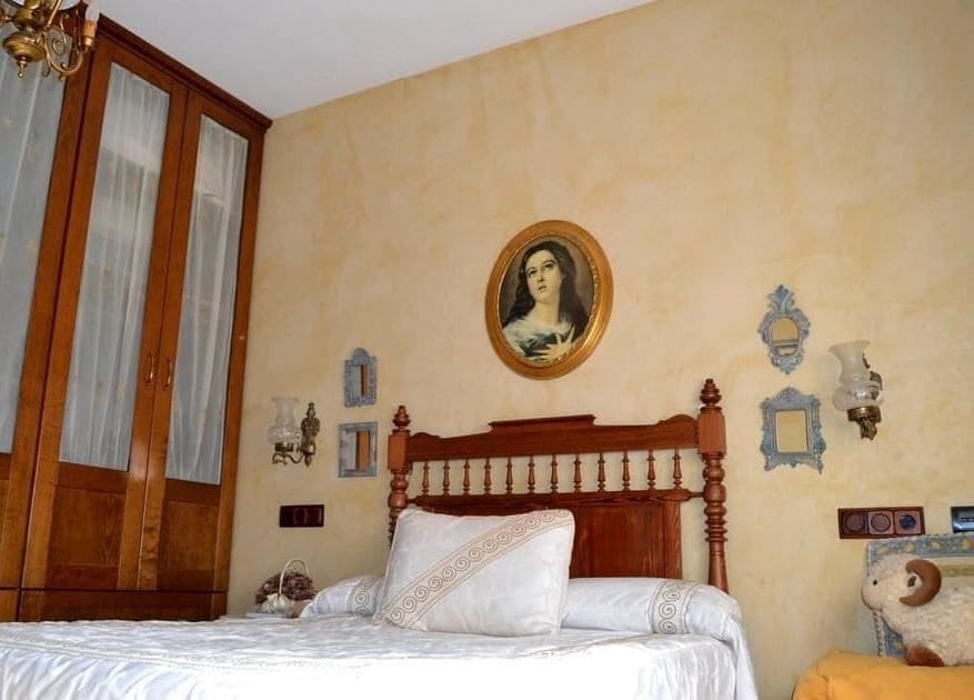 4 bedroom Villa for sale in San Miguel de Salinas - € 600,000 (Ref: 10028667)