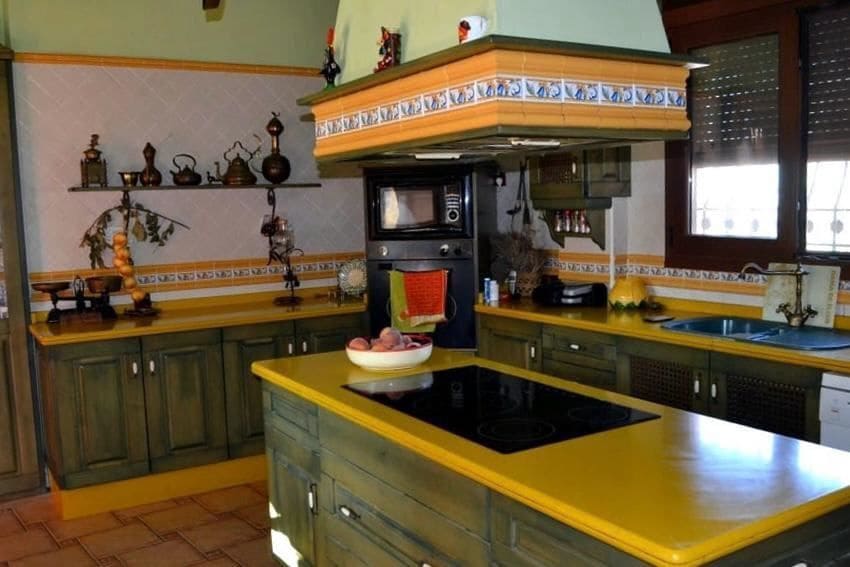 4 bedroom Villa for sale in San Miguel de Salinas - € 600,000 (Ref: 10028667)