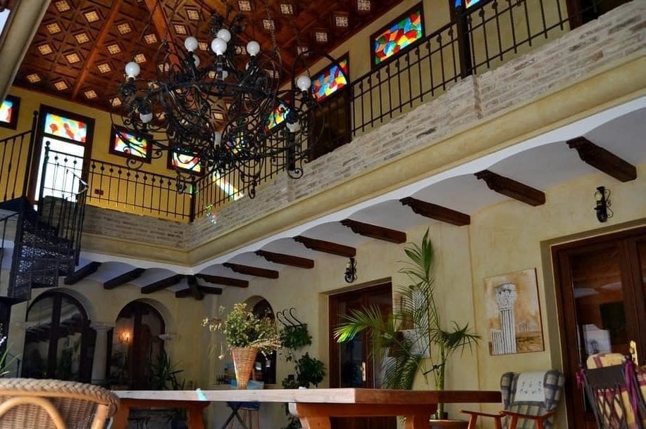 4 bedroom Villa for sale in San Miguel de Salinas - € 600,000 (Ref: 10028667)