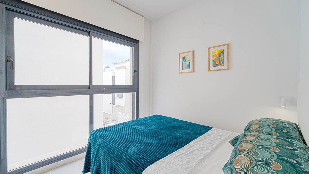 4 quarto Moradia para venda em Orihuela Costa - 650 000 € (Ref: 10028671)