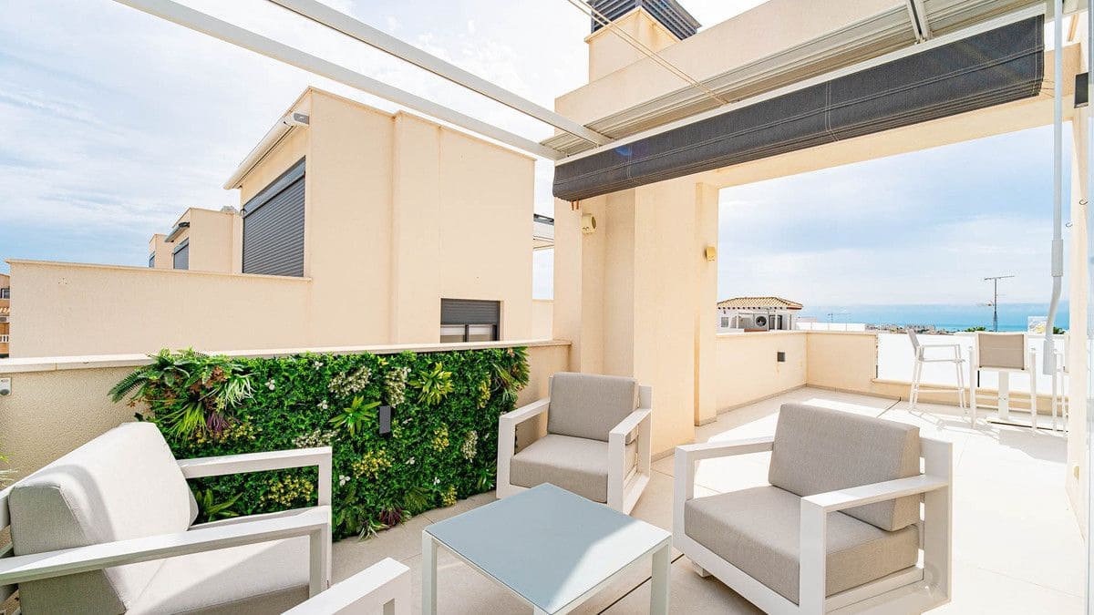4 quarto Moradia para venda em Orihuela Costa - 650 000 € (Ref: 10028671)
