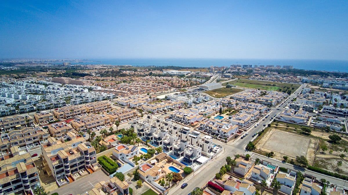 4 quarto Moradia para venda em Orihuela Costa - 650 000 € (Ref: 10028671)