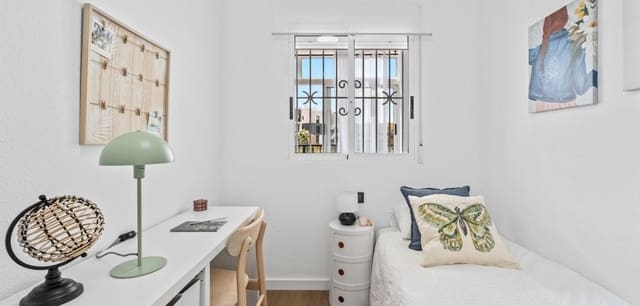 2 bedroom Apartment for sale in Daya Nueva with pool - € 194,800 (Ref: 10028674)