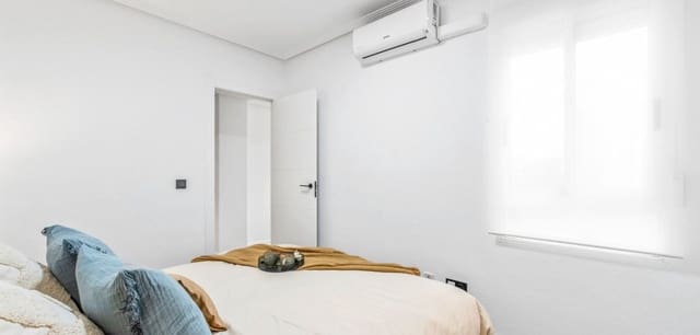 2 bedroom Apartment for sale in Daya Nueva with pool - € 194,800 (Ref: 10028674)