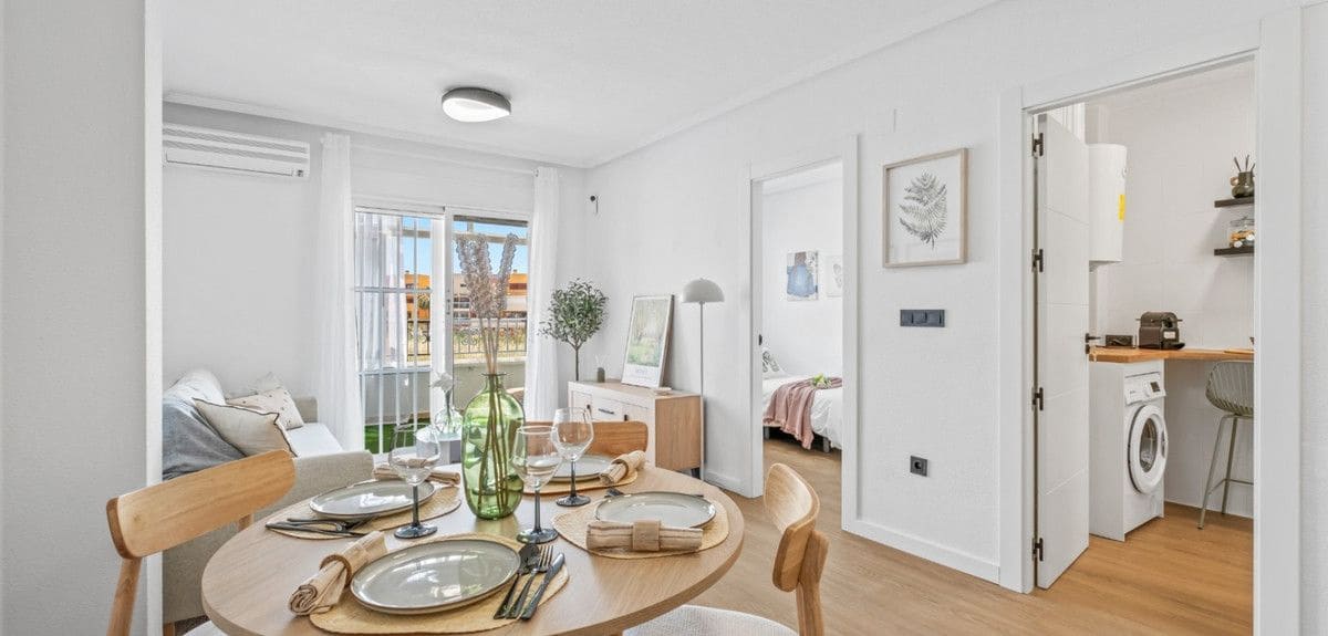 2 quarto Apartamento para venda em Daya Nueva com piscina - 194 800 € (Ref: 10028674)
