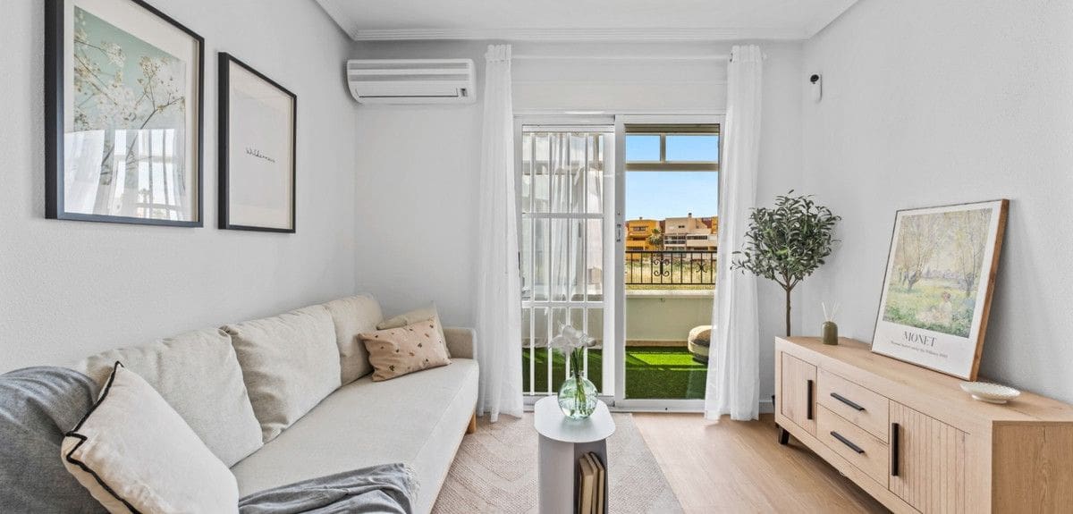 2 quarto Apartamento para venda em Daya Nueva com piscina - 194 800 € (Ref: 10028674)