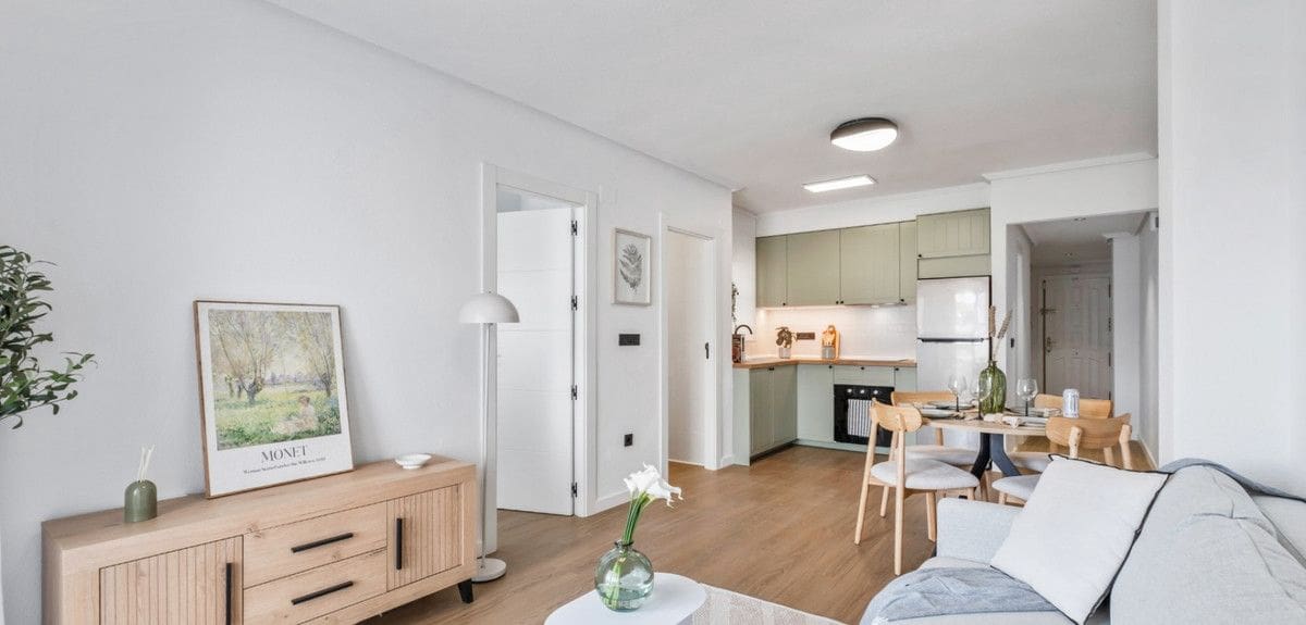 2 quarto Apartamento para venda em Daya Nueva com piscina - 194 800 € (Ref: 10028674)