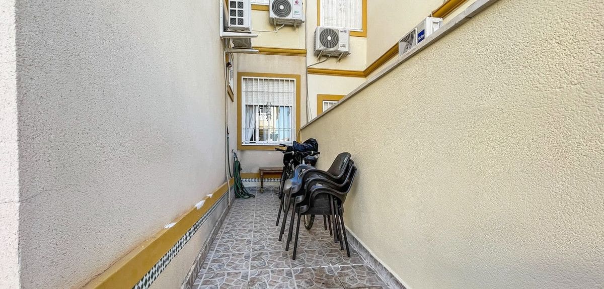 2 sypialnia Willa na sprzedaż w La Zenia z basenem - 176 900 € (Ref: 10028681)