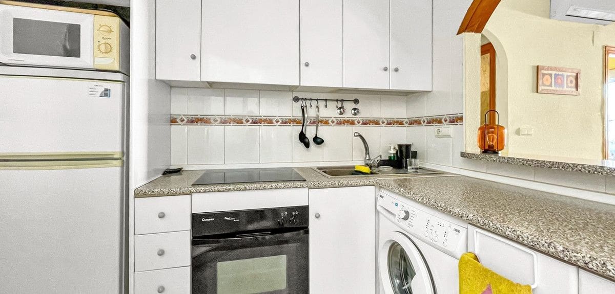 2 sypialnia Willa na sprzedaż w La Zenia z basenem - 176 900 € (Ref: 10028681)