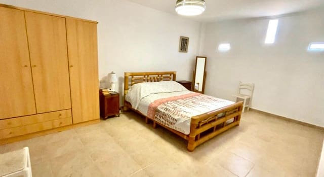 4 slaapkamer Villa te koop in Daya Nueva - € 395.000 (Ref: 10028692)