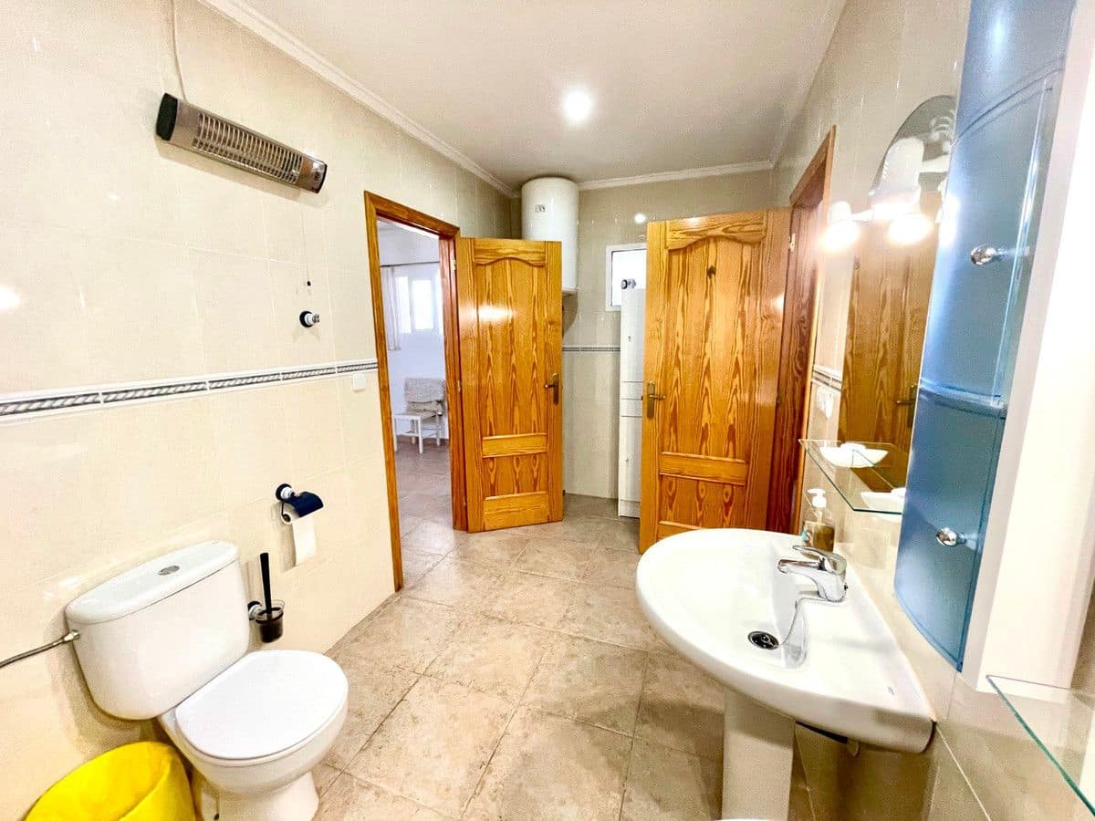 4 slaapkamer Villa te koop in Daya Nueva - € 395.000 (Ref: 10028692)