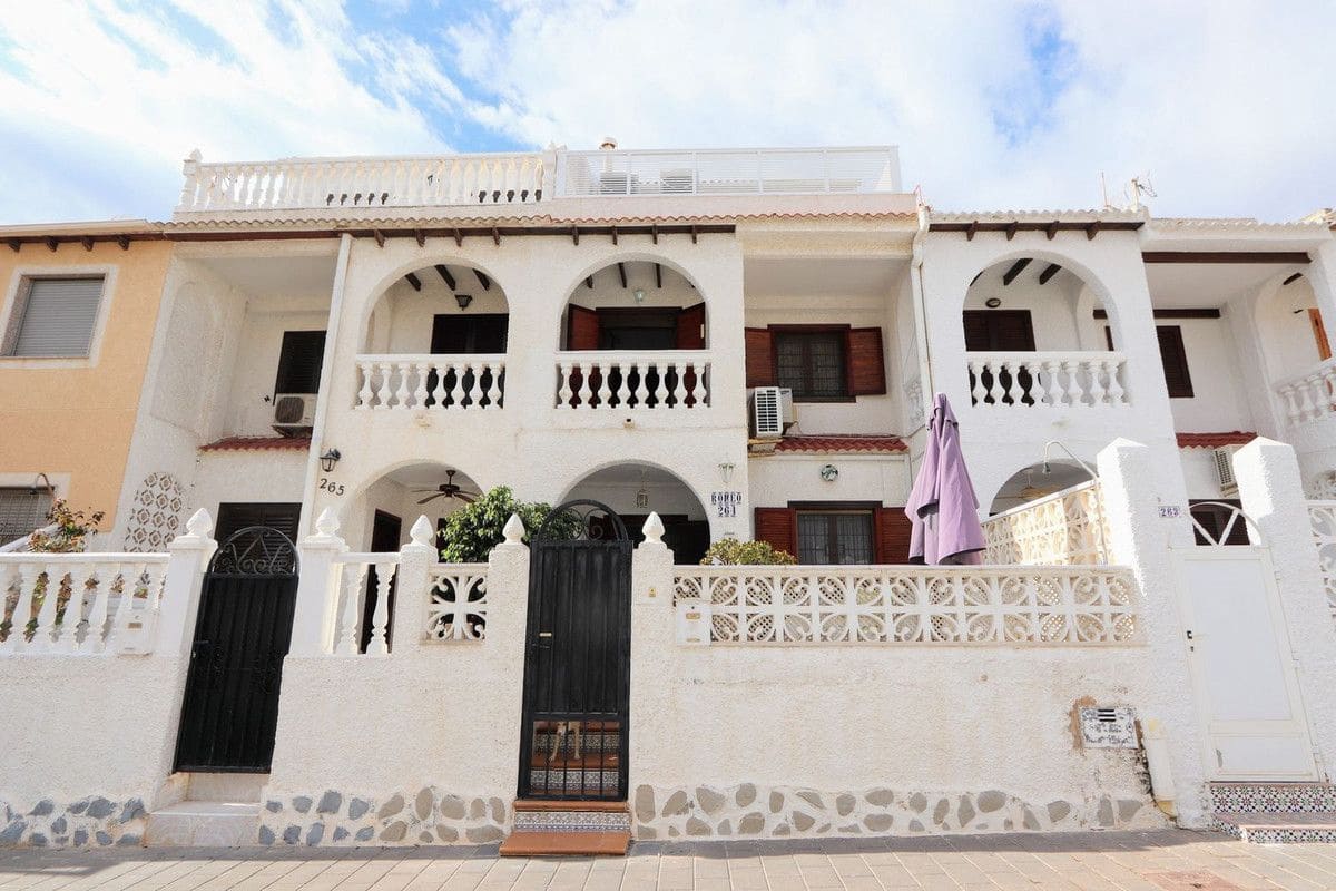 3 makuuhuone Omakotitalo myytävänä paikassa Pilar de la Horadada - 269 000 € (Ref: 10028695)